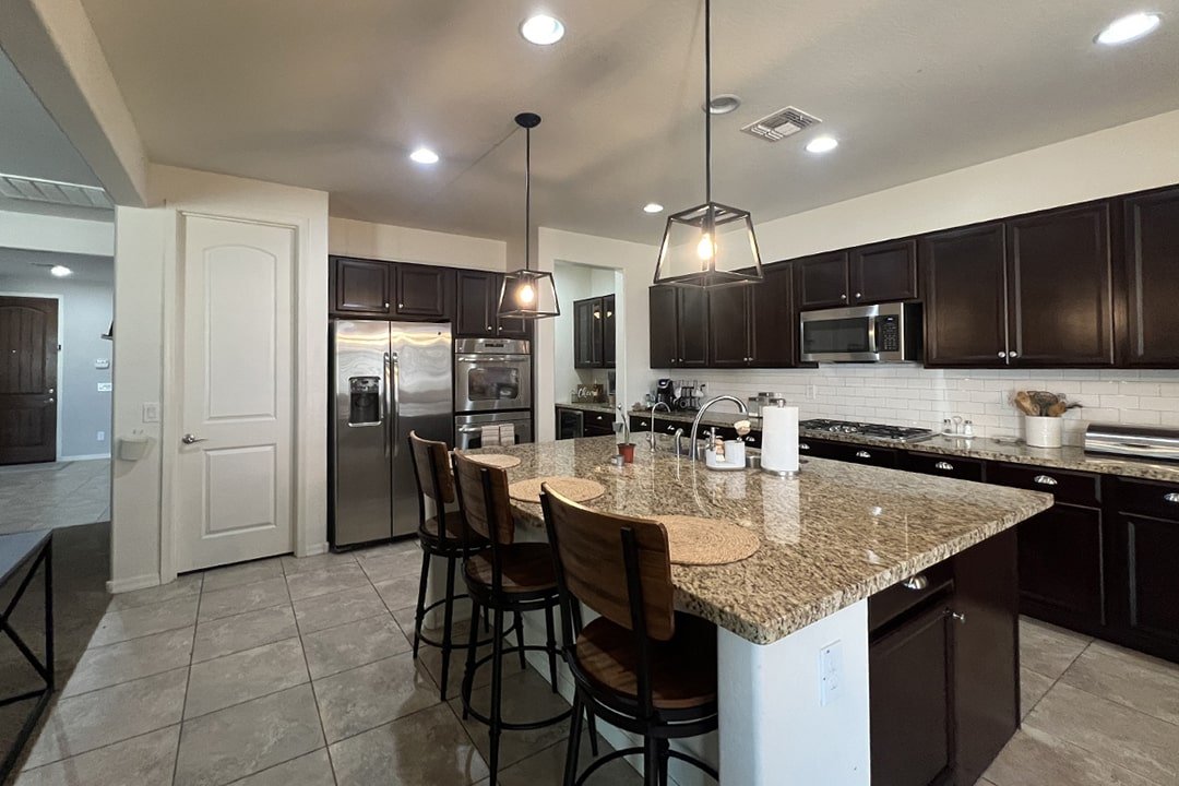 open kitchen - 18542 W Luke Ave Litchfield Park AZ 85340